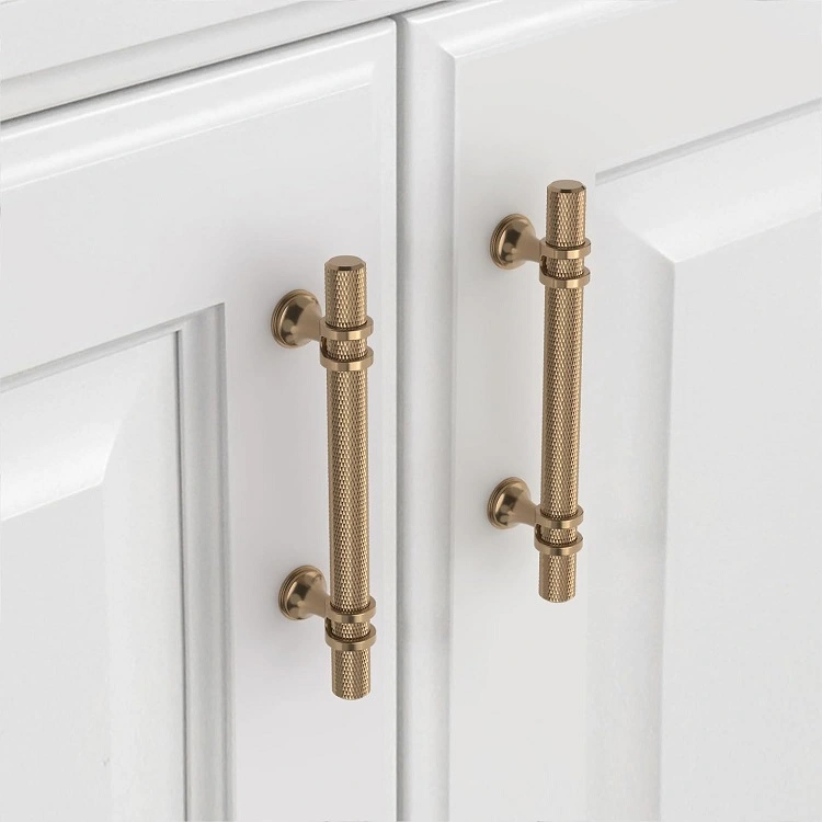 Detail furniture dari kuningan, Sumber: uzdrowisko-iwonicz.com.pl